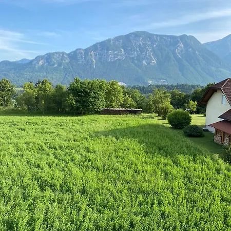 Apartamento Luxe Met Panoramisch Bergzicht Zuid-karinthie
